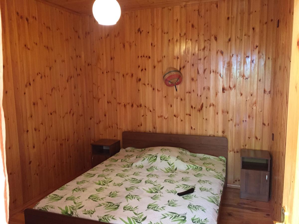 Guest House Nana Gagra Eksteriør billede